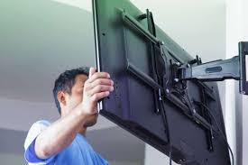 Instalação de suporte de TV